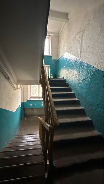 Продается 2 х комнатная квартира