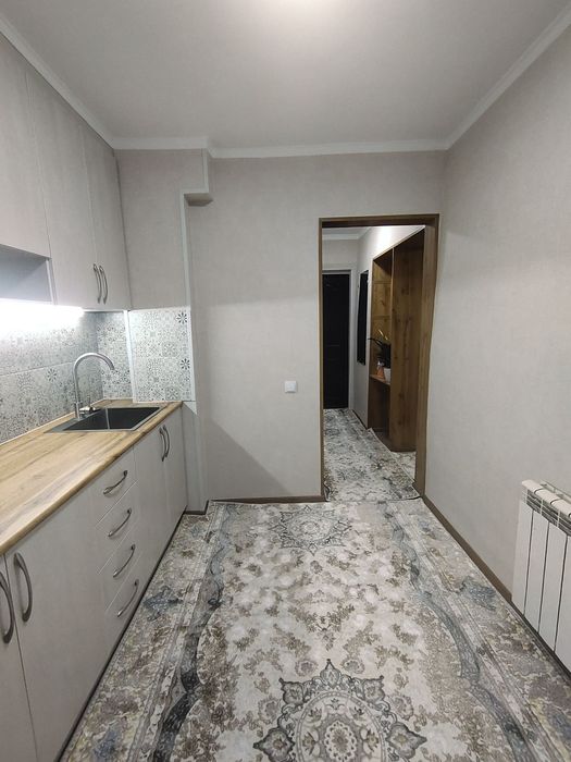 Срочно 1ком квартира с РЕМОНТОМ в Поселке..Продам .Кирпич