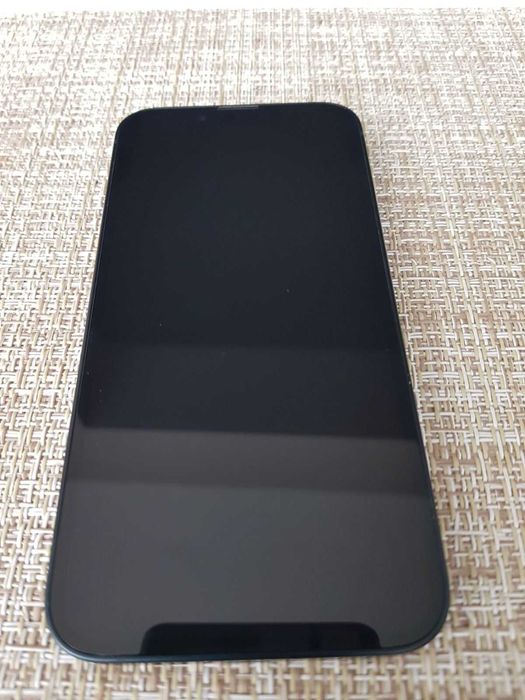 Продавам Iphone 13 mini