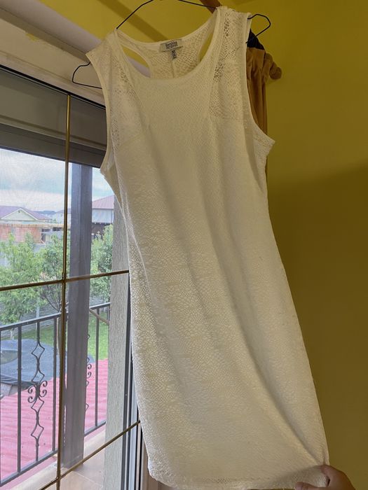 Vand rochii evenimente