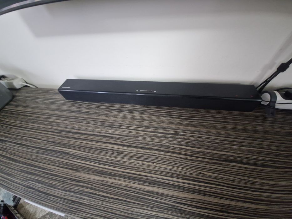 Саундбар Samsung HW-J250