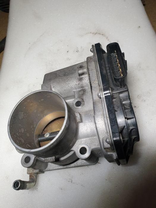 Clapeta acceleratie Opel Agila B 1.0 i 68 cp 50 kw K10B
