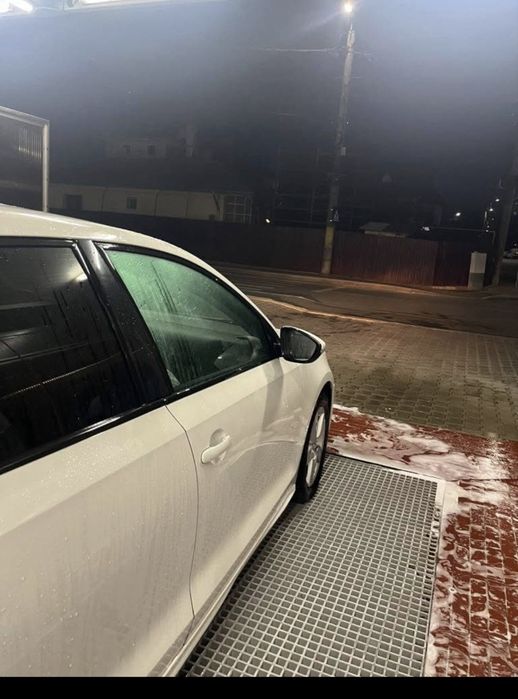 Volswagen jetta 2012