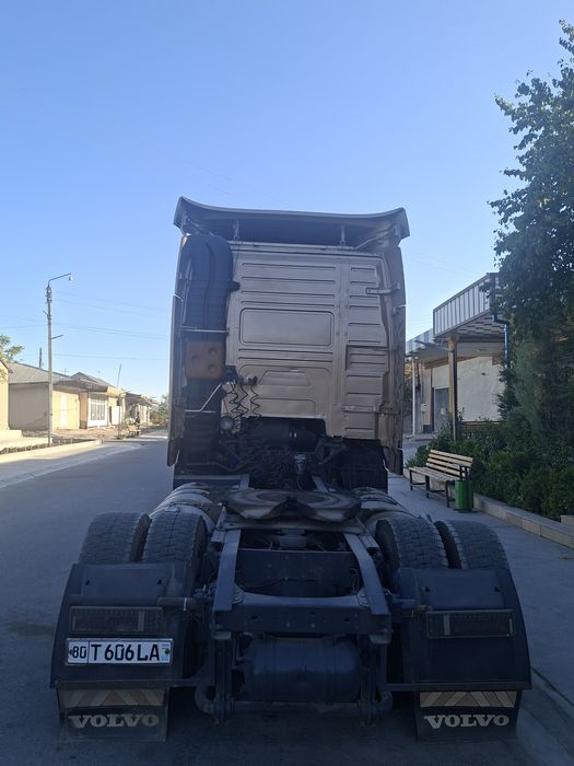 VOLVO  сотилади 420