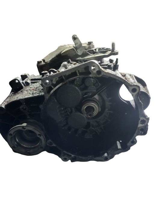 Cutie De Viteze Manuala 6 Trepte Volkswagen Passat 3C2 2005 - 2010 2.0