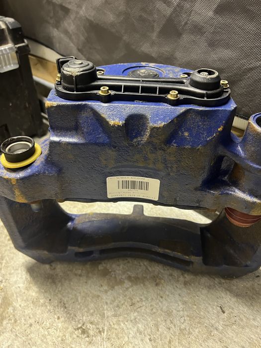 Etriere man mercedes scania