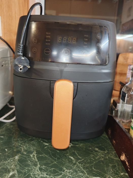 Air fryer S-18  8 литра 2400W+подарък