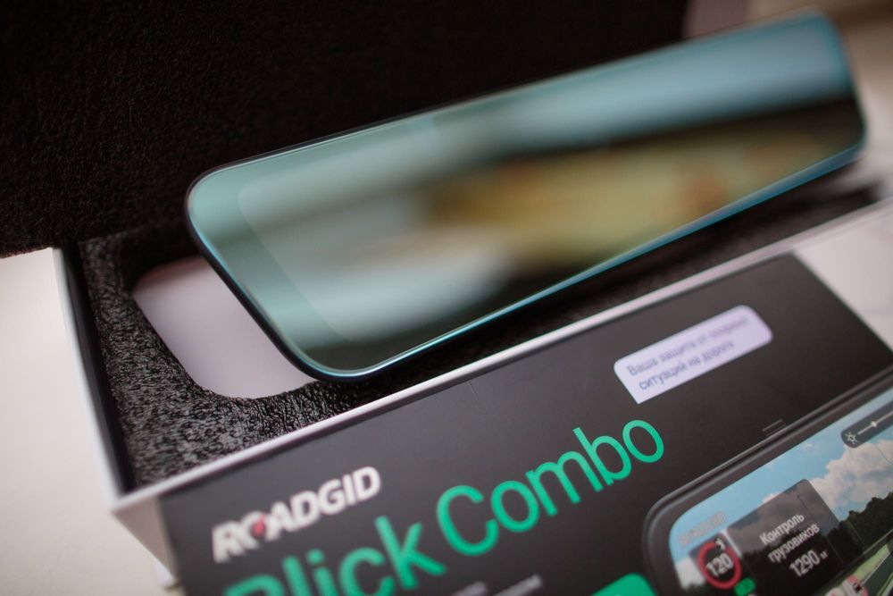 Продам видеорегистратор Roadgid Blick Combo (новый)