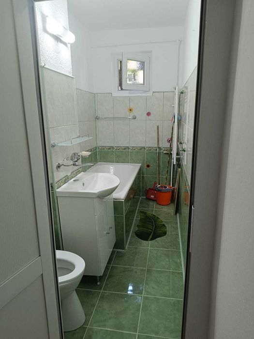 Apartament 2 camere de închiriat