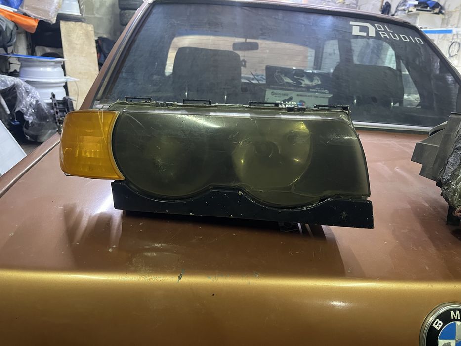 Фары передние BMW e38 рест