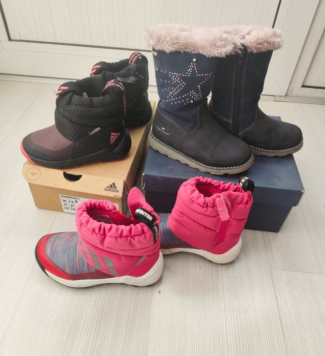 Детски апрески и ботушки