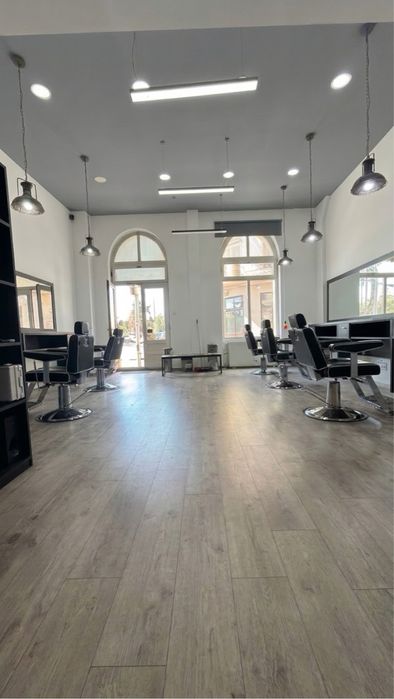 Închiriere scaun frizerie / post de lucru Barber – Ultracentral-Oradea