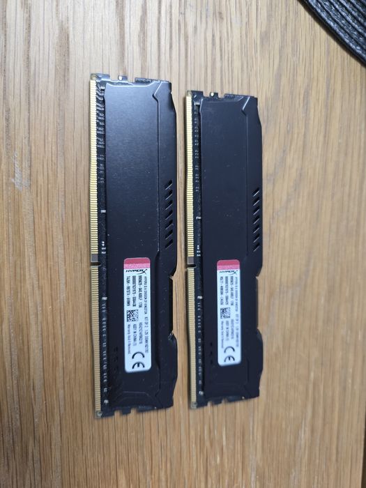 Memorie RAM 16GB DDR4 Kingston HyperX Dual Channel