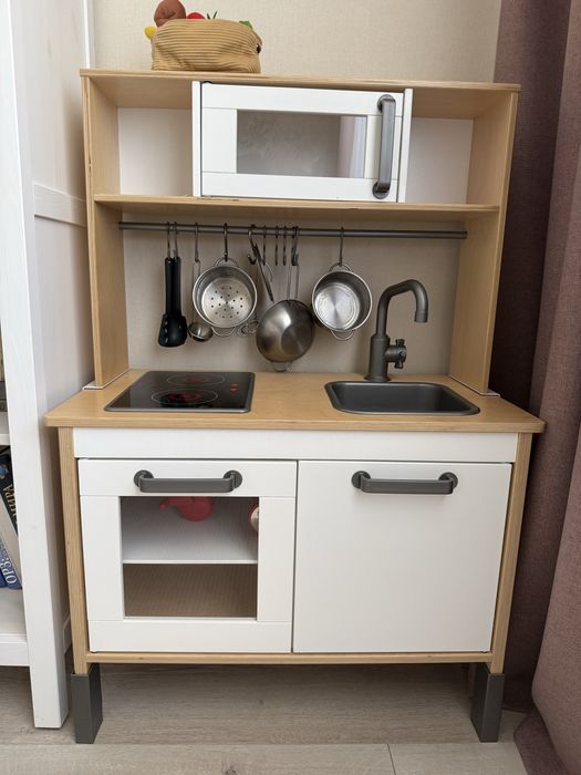 Продам детскую кухню IKEA DUKTIG
