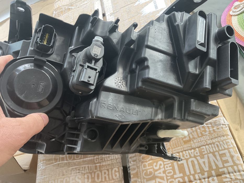 Far Dacia Duster 2 facelift (Y) original Renault