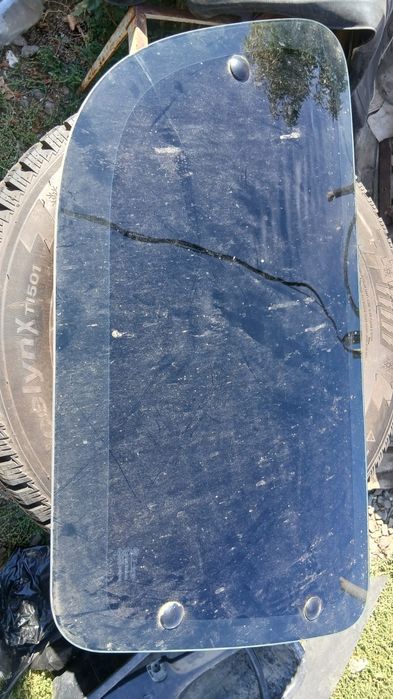 Стекла ларгус задние