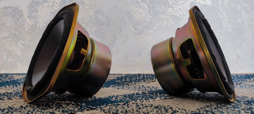 SONY Indonesia Moshniy Kalonka