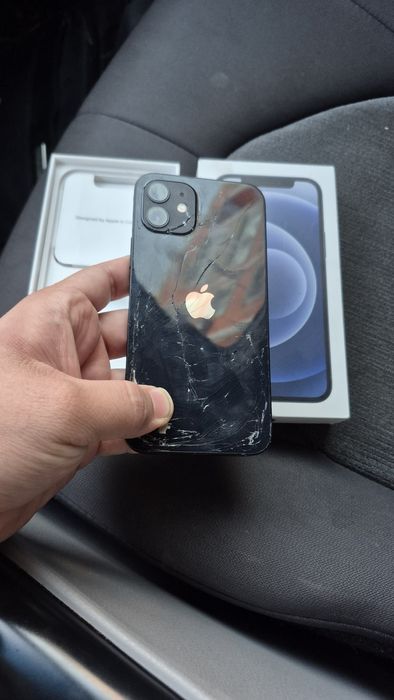 IPhone 12 64gb !
