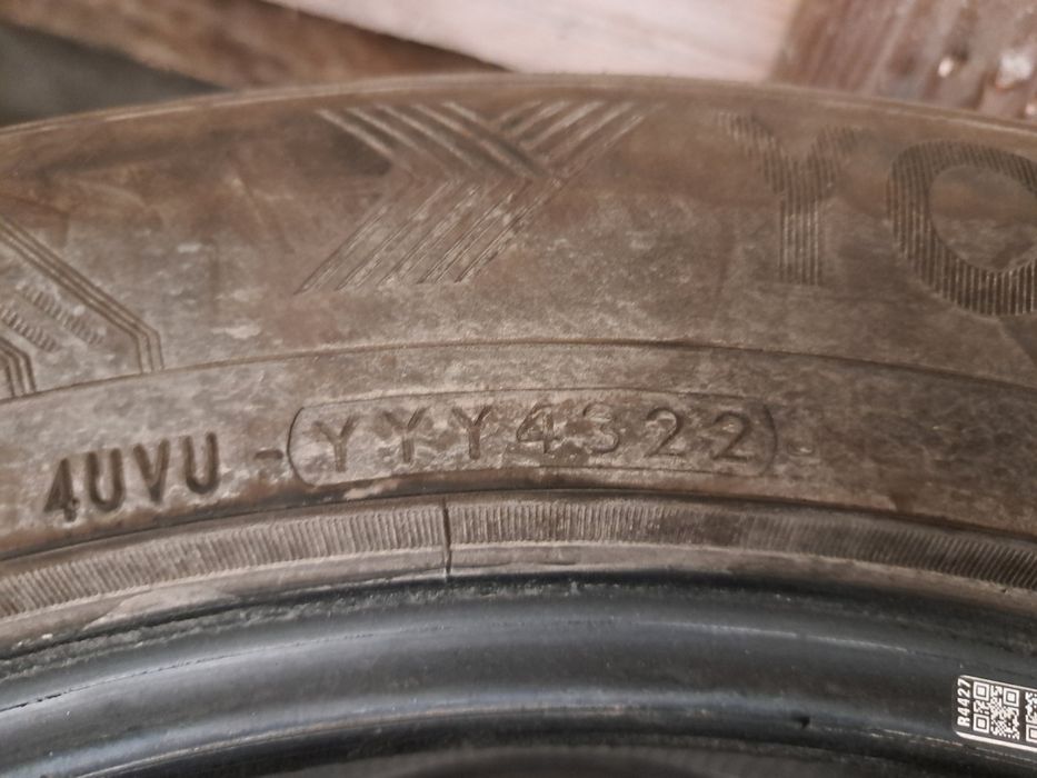 2 anvelope 255/50 R19 Yokohama allseason