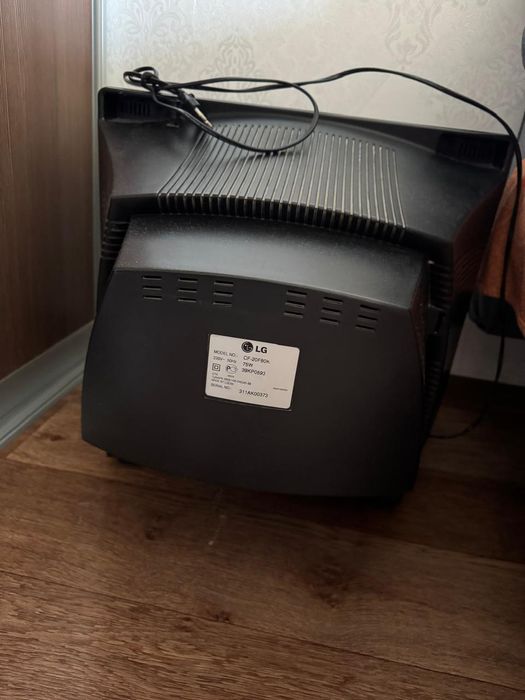 Телевизор LG (кинескоп)