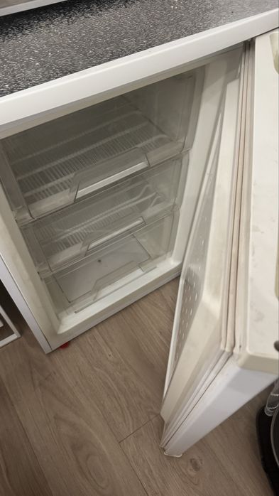 Продам морозильник бу