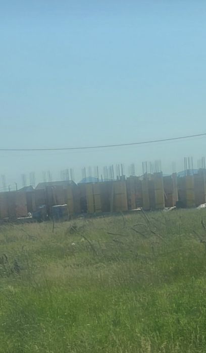 Vând teren intravilan B-dul Varciorova