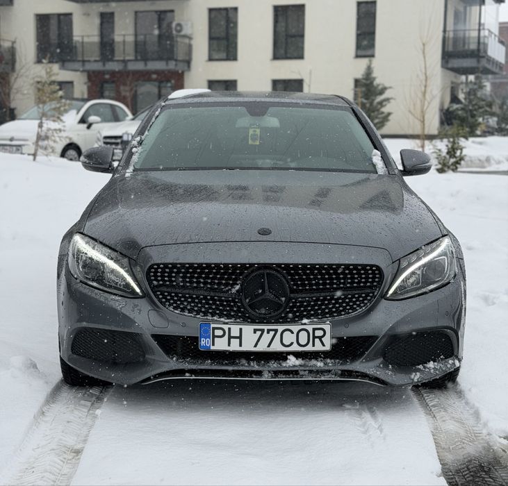 Mercedes-Benz C300 2.2 Hibrid - Impecabila