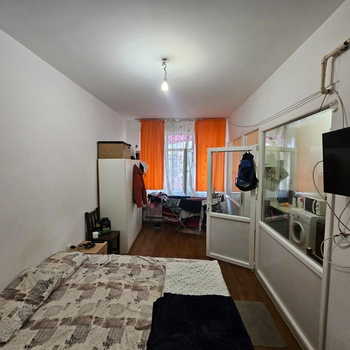 Garsoniera de închiriat