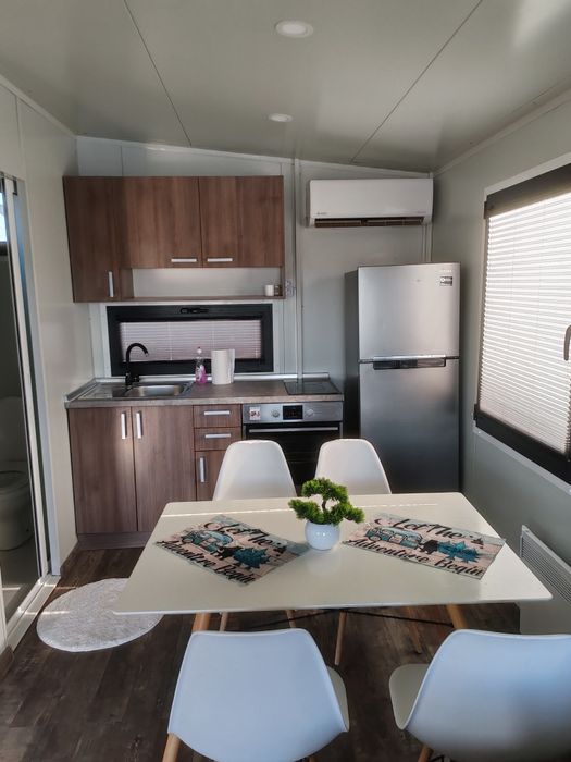 Къщи за гости на язовир