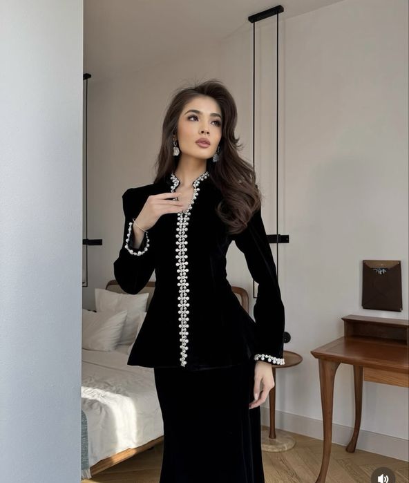 Продам платье новый