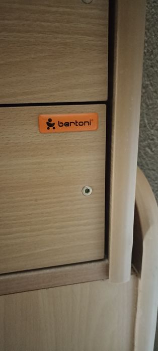 Бебешка кошара бертони