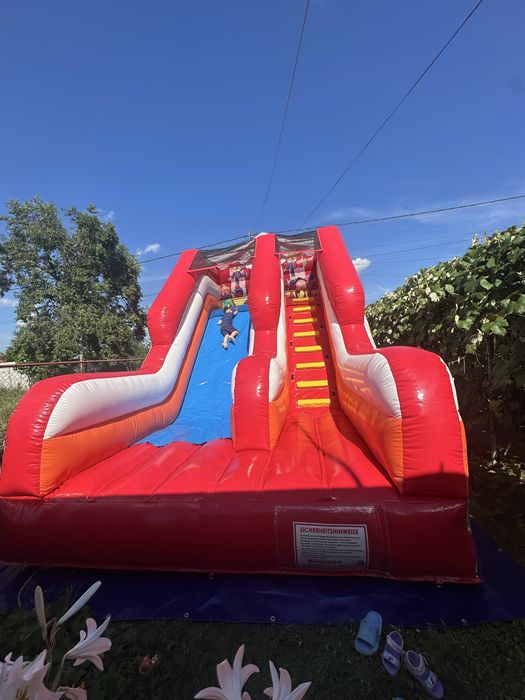 Tobogan Gonflabil "Circus World" de inchiriat