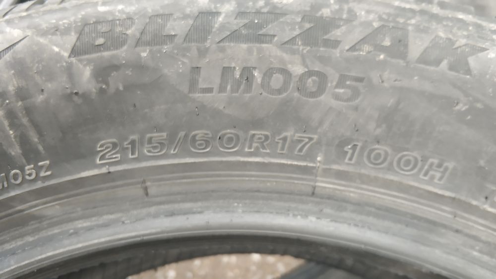 Гуми Bridgestone blizzak 215 60 17