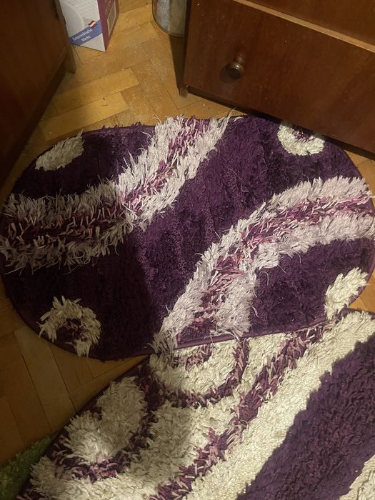 De vanzare covor + carpeta