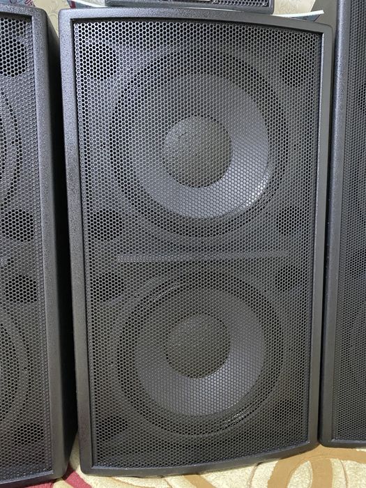 Turbosound калонка