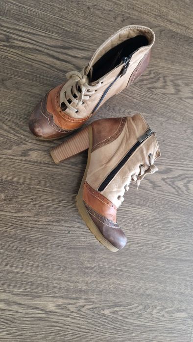 Обувки естествена кожа 38н