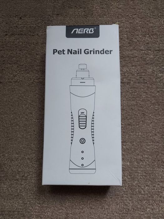 Vînd pilă de unghii pentru animalele de companie
