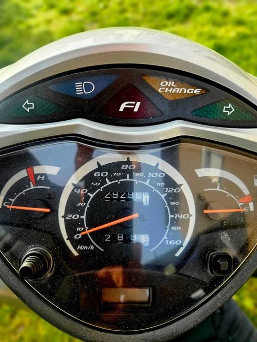 Honda Sh 125i-akrapovic