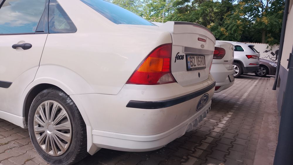 FORD Focus 2002 — imagine 2
