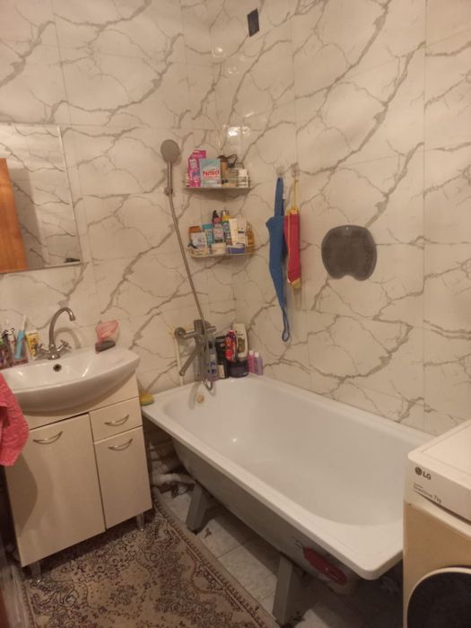 Продам 4х комнатную квартиру