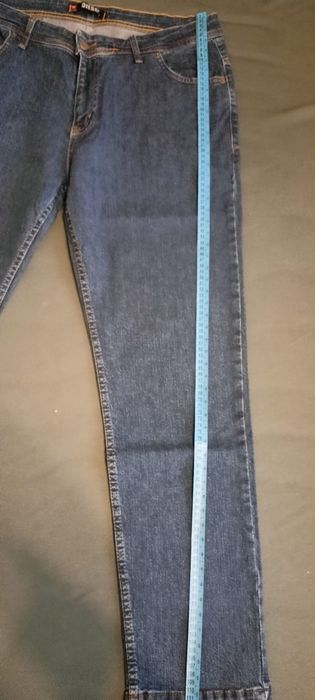 Blugi Diesel noi pentru barbati masura 40