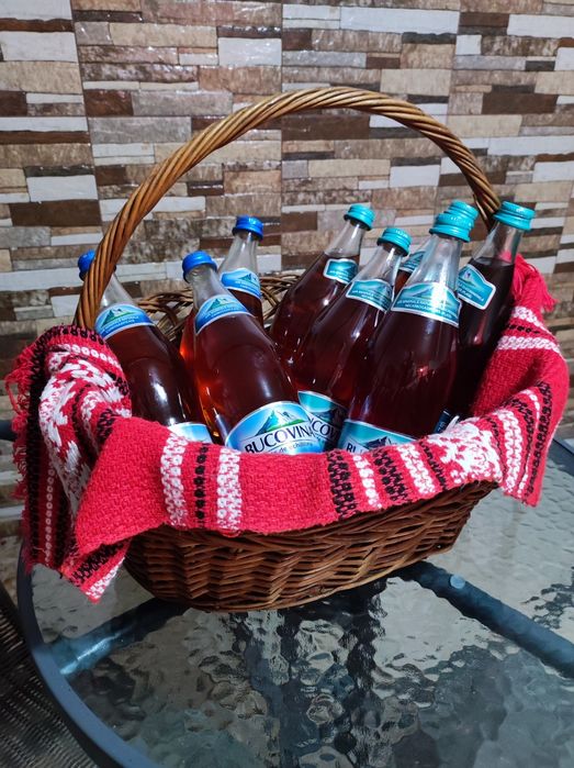 Sirop natural din muguri de brad fără conservanți .