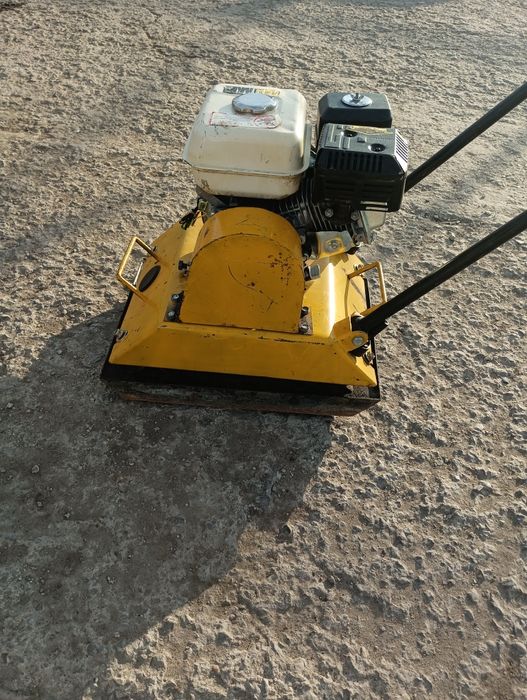 Трамбовка за настилки