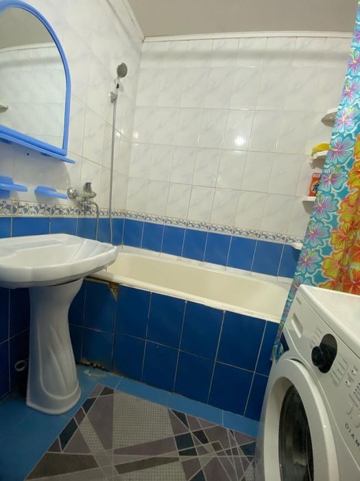 Продаётся 3 комн Строитель