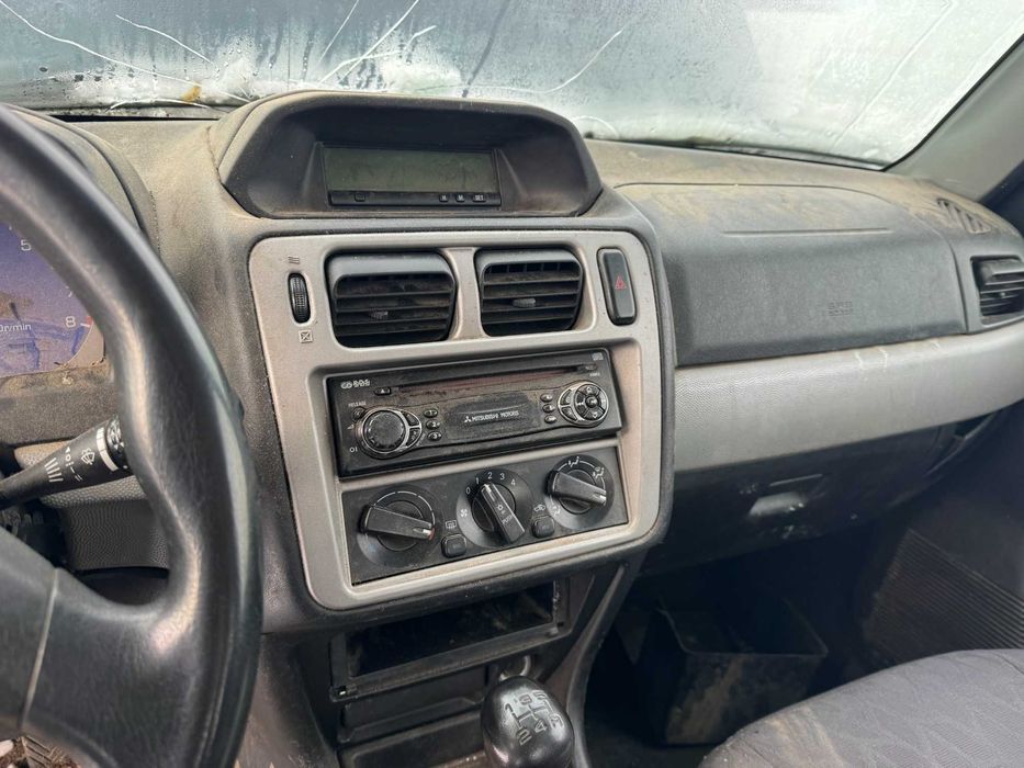 Dezmembrari Dezmembrez Piese piesa Dez Mitsubishi Pajero Pinin 2.0 GDI