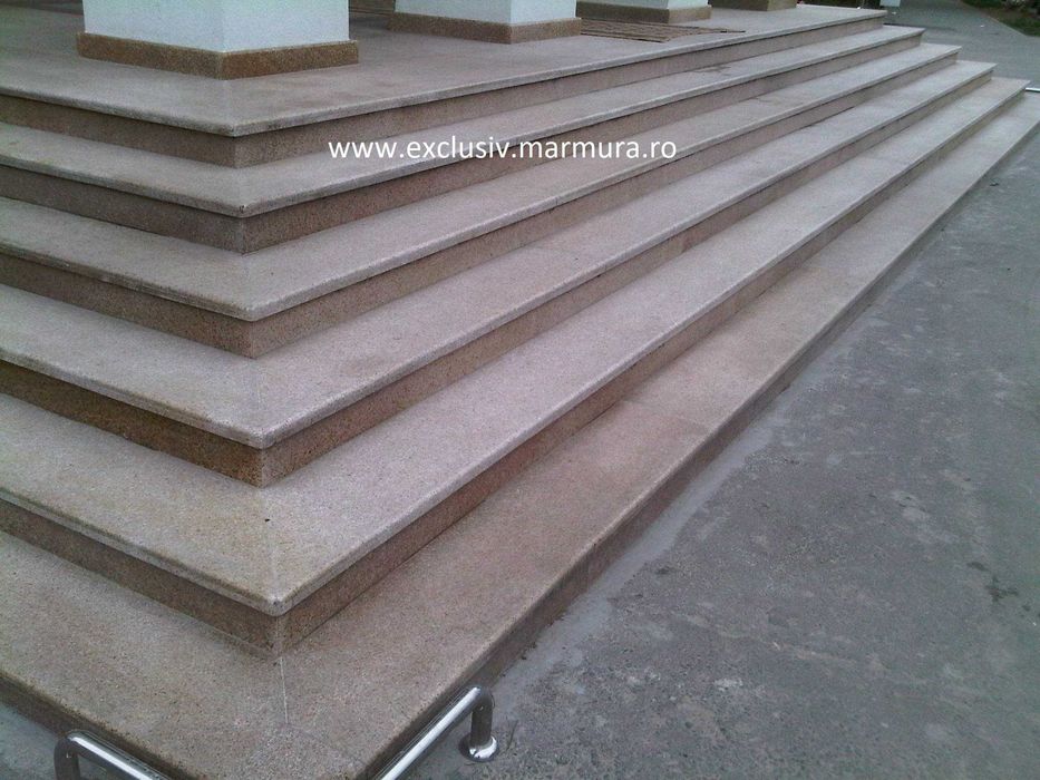FABRICA Trepte, glafuri, blaturi, marmura, granit, travertin, montaj