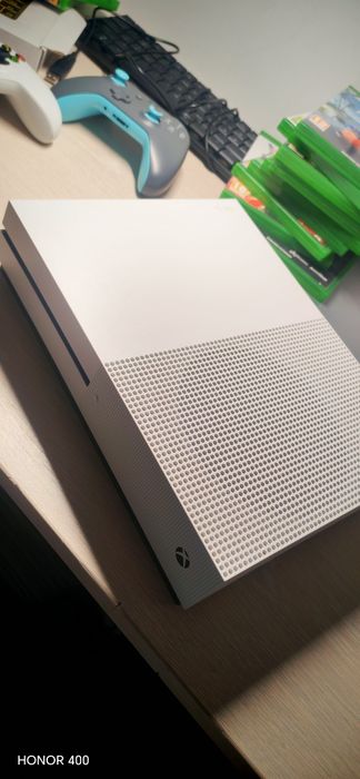 XBOX one S, stare perfecta | MENTENANȚĂ făcută RECENT