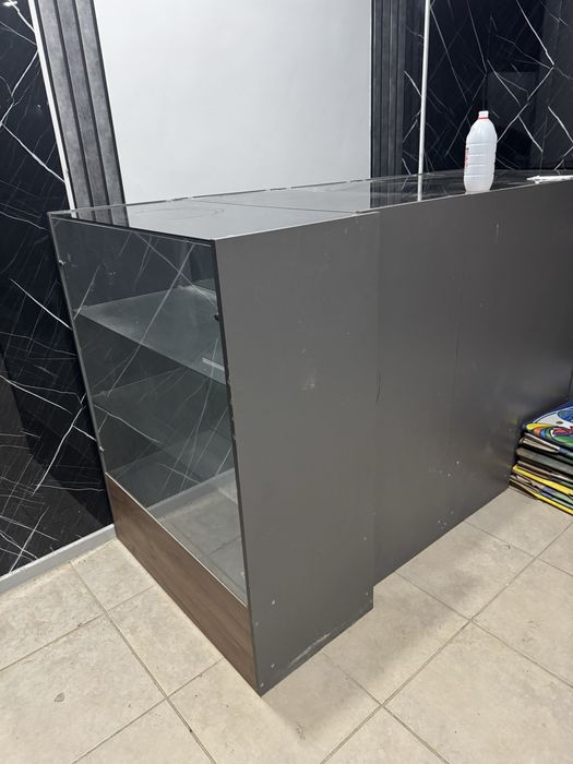 Продам витрины 90х120 см