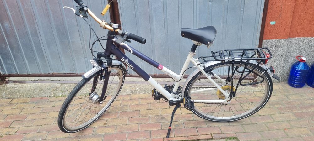 Vand 2 biciclete de dama