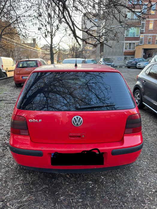 Кола VW Golf IV (4)